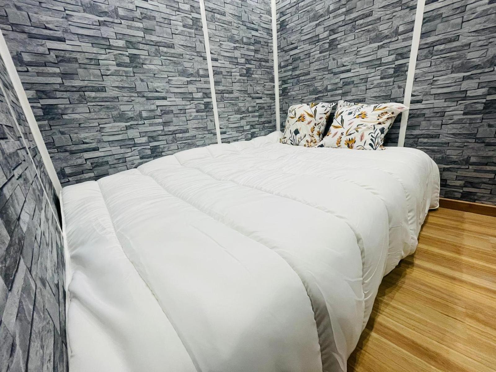 Studio Confortable- Disneyland Paris - Val D Europe - Plein Centre Ville Meaux - 2 Pers エクステリア 写真